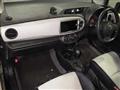 2011 Toyota Vitz