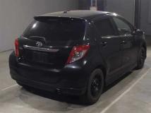 2011 Toyota Vitz