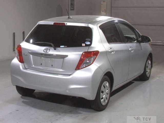 2011 Toyota Vitz