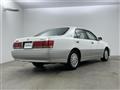 2002 Toyota Crown Royal Series