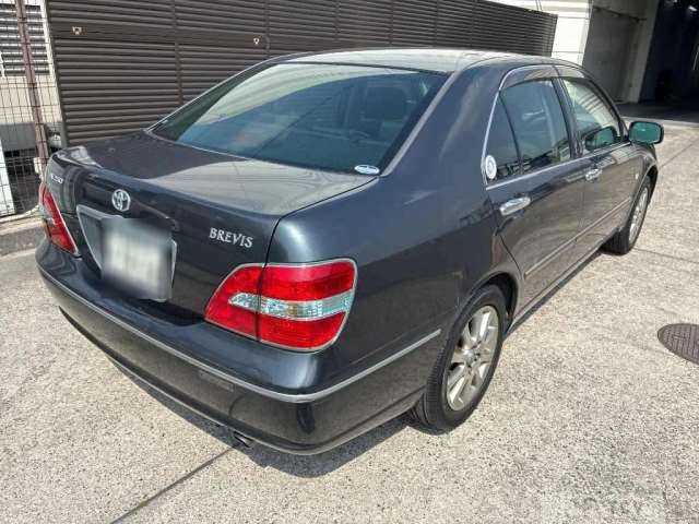 2002 Toyota Brevis