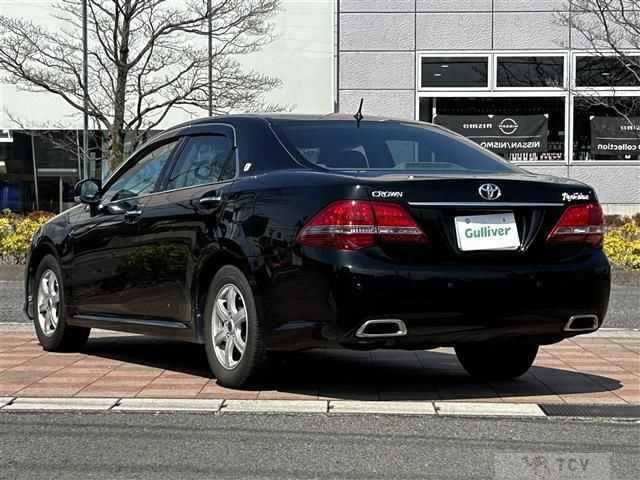2008 Toyota Crown Royal Series