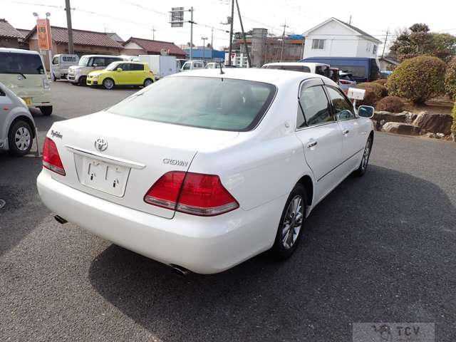 2005 Toyota Crown Royal Series