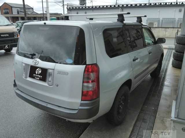2014 Toyota Succeed Van