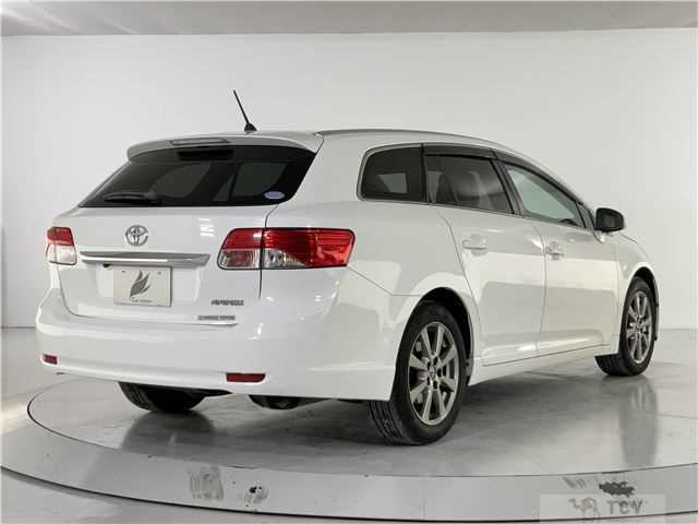 2013 Toyota Avensis Wagon