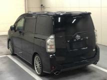 2011 Toyota Voxy