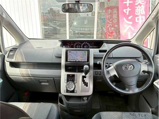 2009 Toyota Noah
