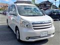 2008 Toyota Noah