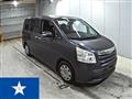 2010 Toyota Noah