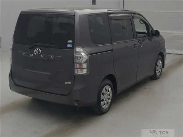 2012 Toyota Voxy