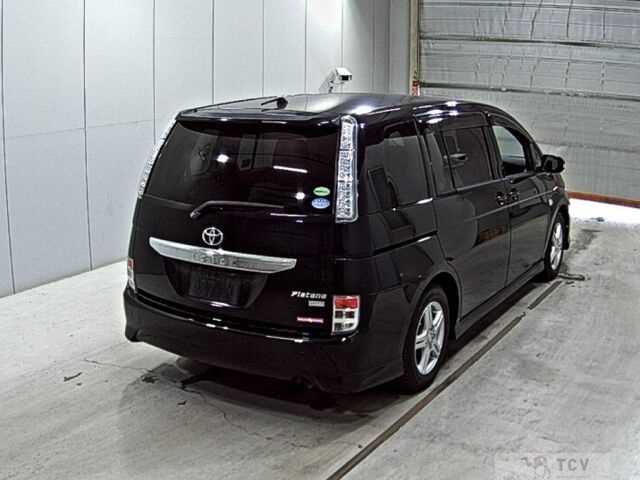 2013 Toyota Isis