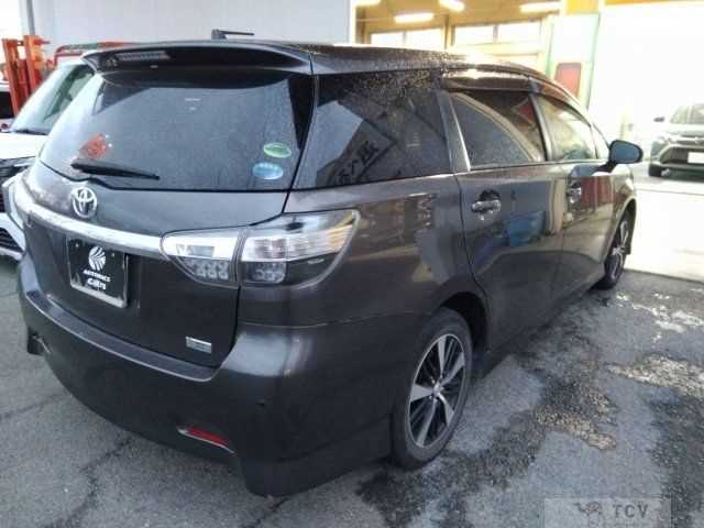 2013 Toyota Wish