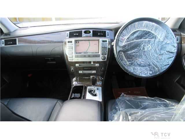 2005 Toyota Crown Majesta