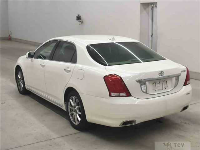 2009 Toyota Crown Majesta