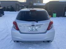 2011 Toyota Vitz