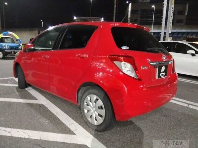 2011 Toyota Vitz