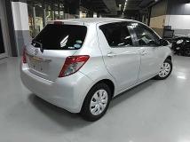 2013 Toyota Vitz