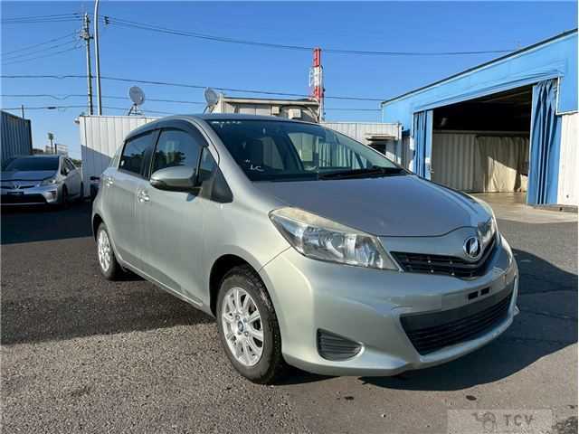 2011 Toyota Vitz