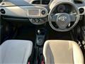 2011 Toyota Vitz