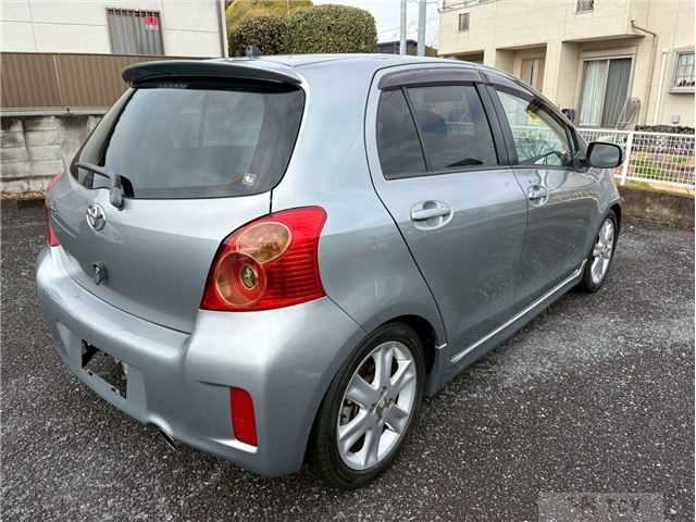 2009 Toyota Vitz