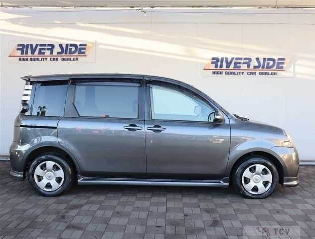 2009 Toyota Sienta