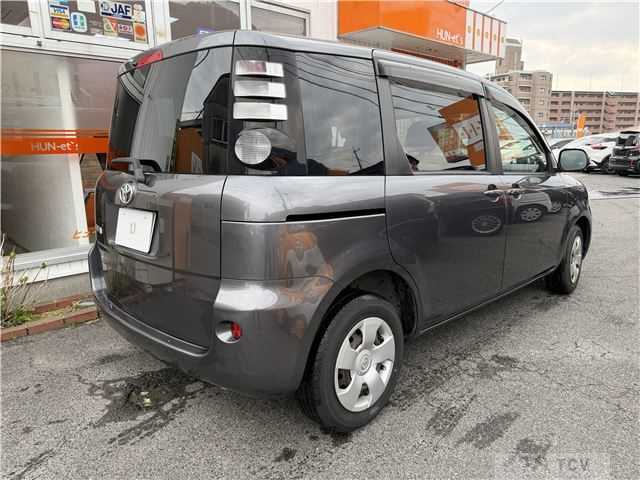2009 Toyota Sienta