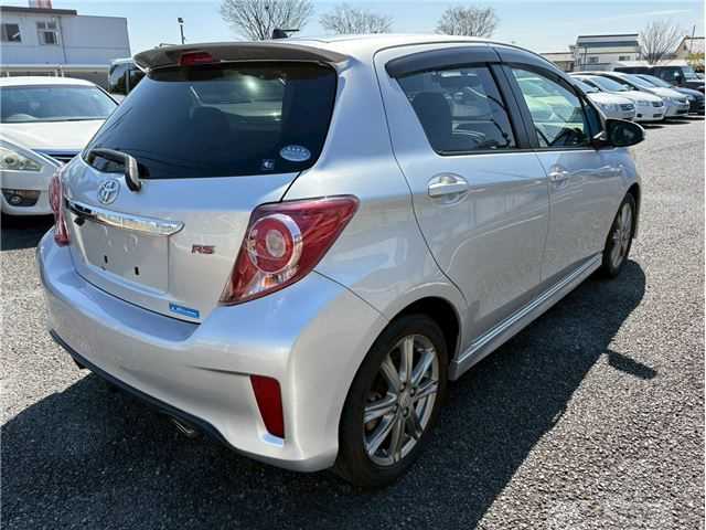 2012 Toyota Vitz