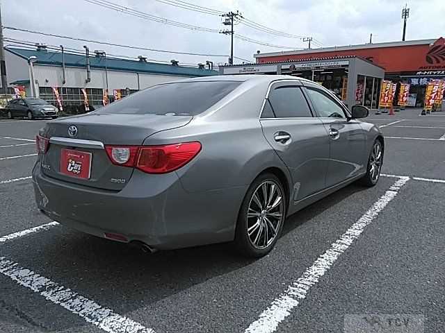 2011 Toyota Mark X