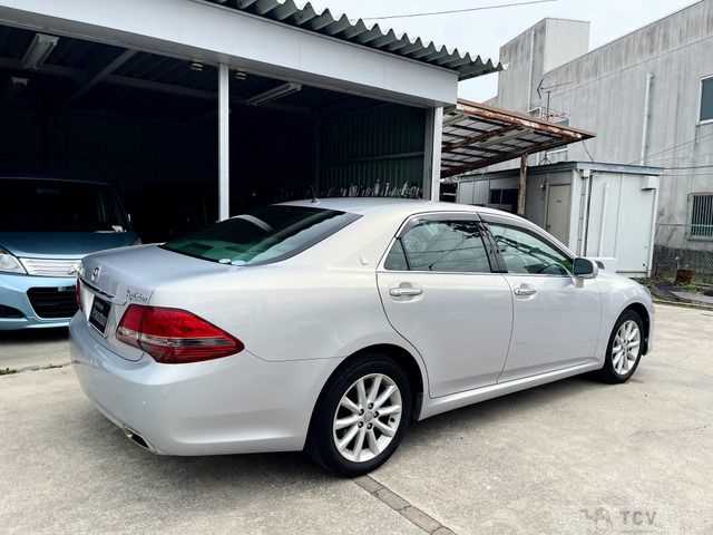 2008 Toyota Crown