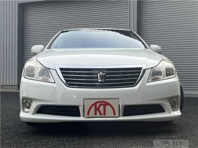 2010 Toyota Crown Royal Series