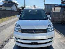 2007 Toyota Voxy