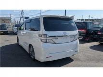 2014 Toyota Vellfire