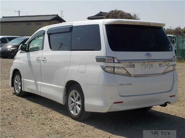 2013 Toyota Vellfire