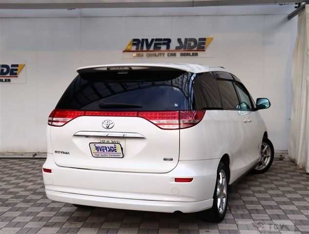 2007 Toyota Estima