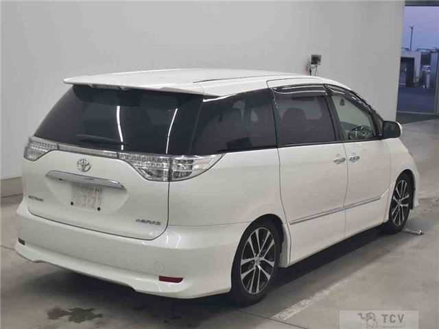 2014 Toyota Estima