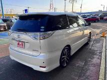 2013 Toyota Estima