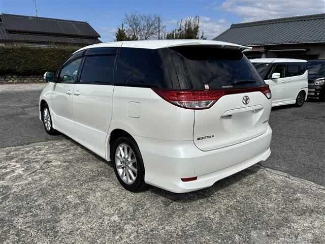 2011 Toyota Estima
