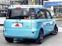 2005 Toyota Sienta