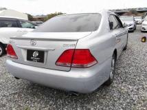 2004 Toyota Crown