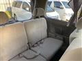 2005 Toyota Noah