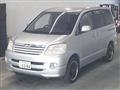 2004 Toyota Noah