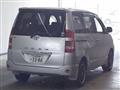 2004 Toyota Noah
