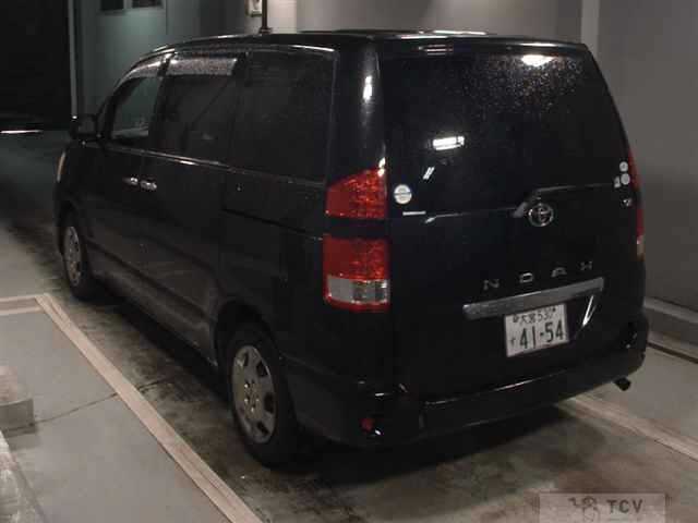 2006 Toyota Noah