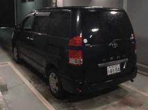 2006 Toyota Noah