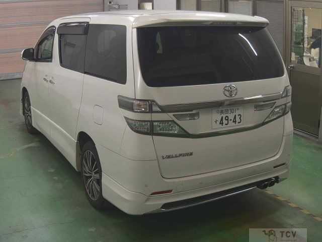 2013 Toyota Vellfire