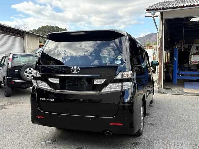 2011 Toyota Vellfire