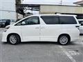 2012 Toyota Vellfire