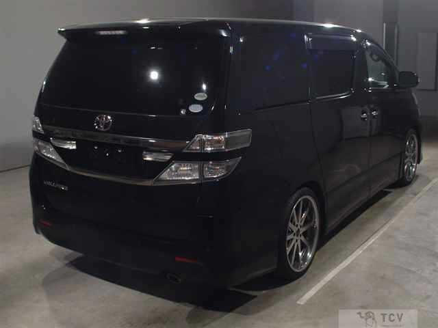 2013 Toyota Vellfire