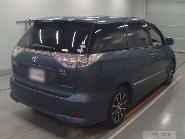 2013 Toyota Estima Hybrid