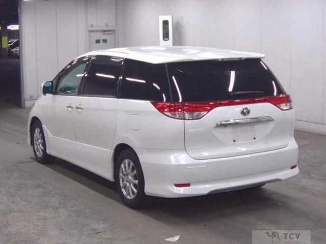 2011 Toyota Estima